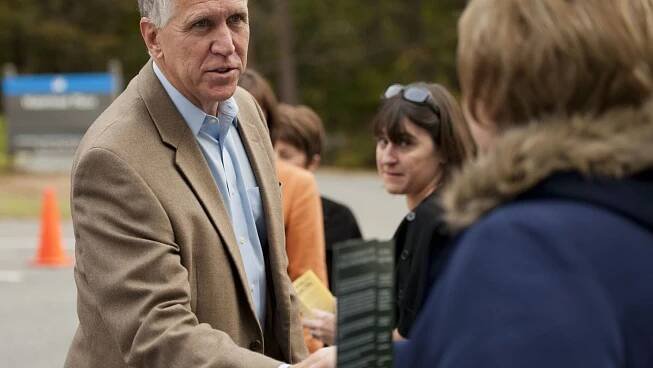 Tillis: Government shouldn’t require restaurant hand-washing