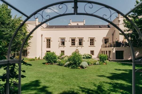 Chateau Trnová zve na fine dining víkend s Mirkem Kalinou Víkend doprovodí kvarteto Cello Republic a jazzové seskupení Yasutomo Suzuki - Life4you.cz