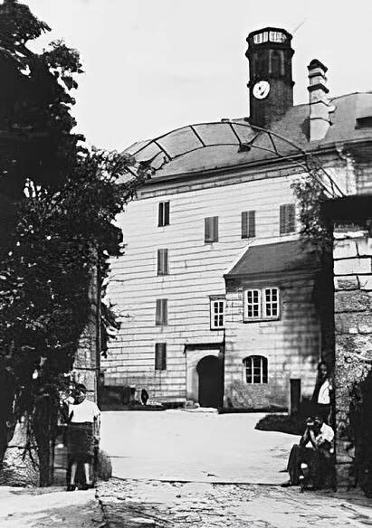 Historie - Hrad Houska