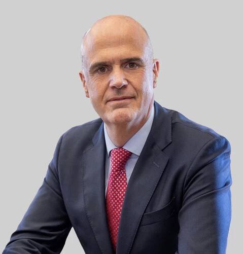 Biografía de José Manuel Corral Vázquez - MAPFRE