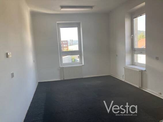 Pronájem kanceláře 175 m², Ústecká, Děčín - Děčín V-Rozbělesy