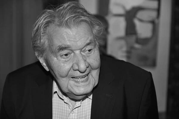 Ve věku 90 let zemřel herec Ladislav Trojan, známý ze seriálů F. L. Věk nebo Tři chlapi v chalupě