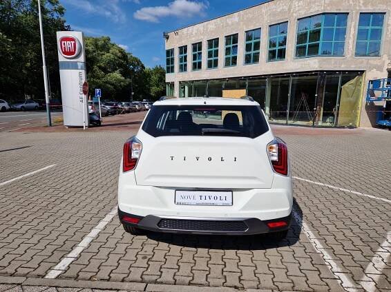 SsangYong Tivoli 1.5T Style+ 4WD, MT, SKLADEM