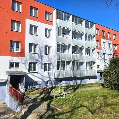 Pronájem bytu 2+1 52 m2, Bruntál
