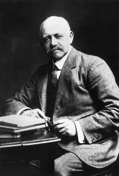 Dlouhé letní světlé večery ocení každý. (William Willett)