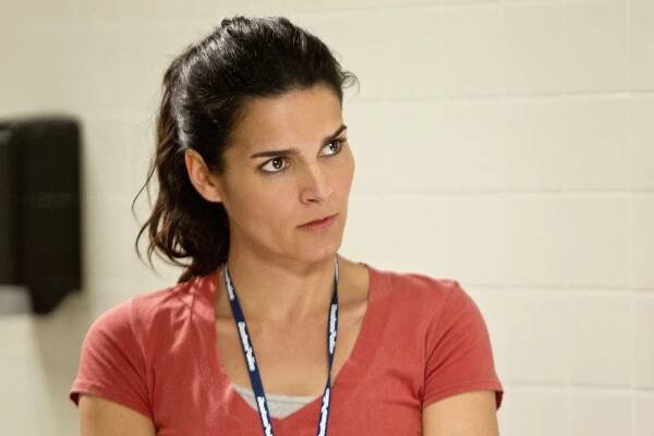 Rizzoli & Isles: Vraždy na pitevně - Ten hráč za nic nemůže - Z filmu - Angie Harmon