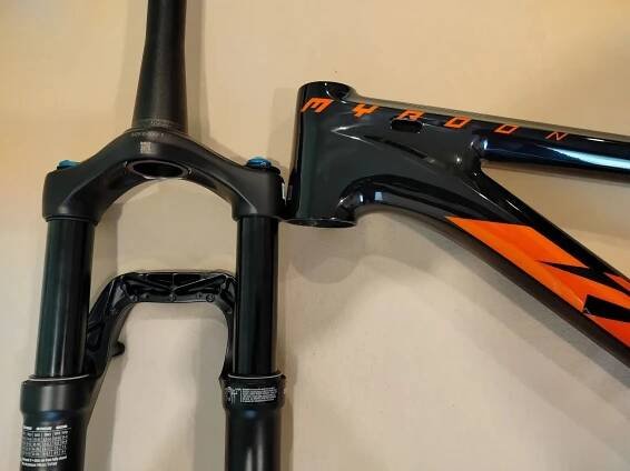 Ramová sada KTM + vidlice Fox