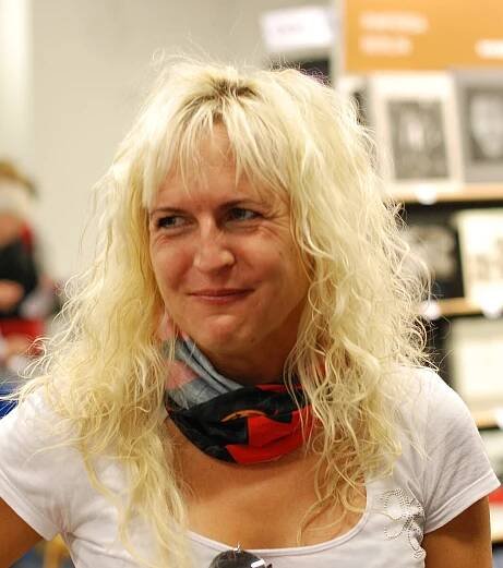Soubor:Mia Karlsvärd 02.JPG – Wikipedie