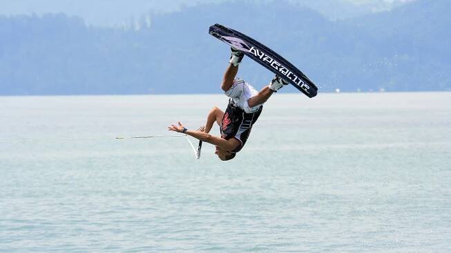 Wakeboarding - Wikipedia