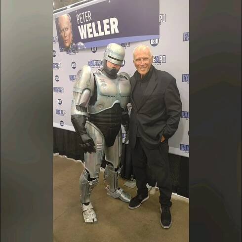 Robocop Meets Peter Weller at Dallas Fan Expo 2023 #cosplay #shorts #shorts #robocop #3dprinting
