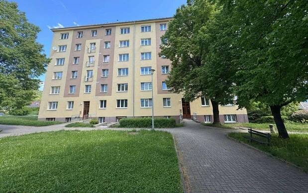 1+kk, V Zahrádkách, Most, 22 m²