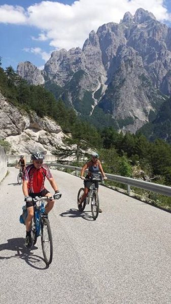 cestovni kancelar Loudatour Plzen : Dolinami severní části Julských Alp na kole 