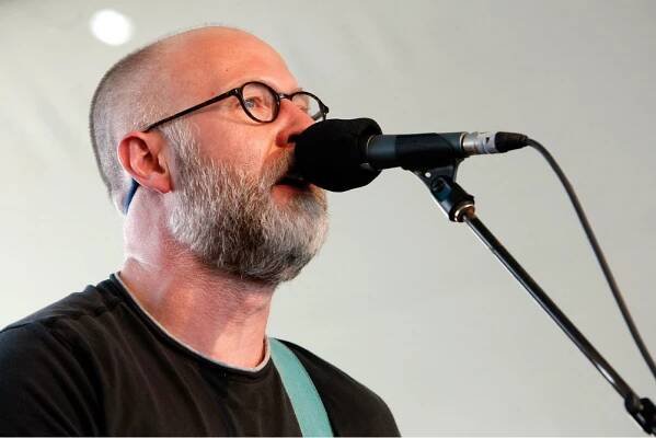 Bob Mould Announces New Album "Sunshine Rock"