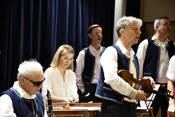 Koncert – Cimbálka CML Šumperk – Městská knihovna T. G. Masaryka Šumperk