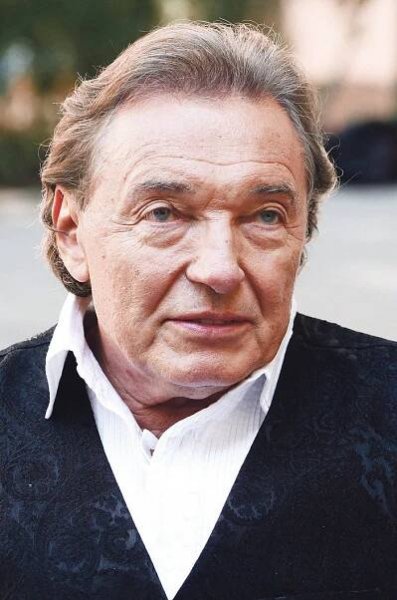 Karel Gott dokončil nové album: Zpívá Jacksona!