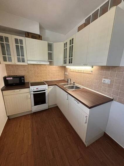 Pronájem bytu 2+1 56 m², Pospíšilova, Hradec Králové, Královéhradecký kraj