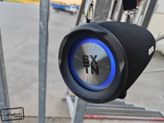 RECENZE: Buxton BBS 9900 BLACKFIELD – zláká zvukem i cenou – Infoek.cz