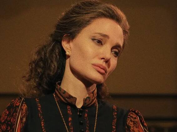 Angelina Jolie is really singing in Netflix's 'Maria' — with one catch