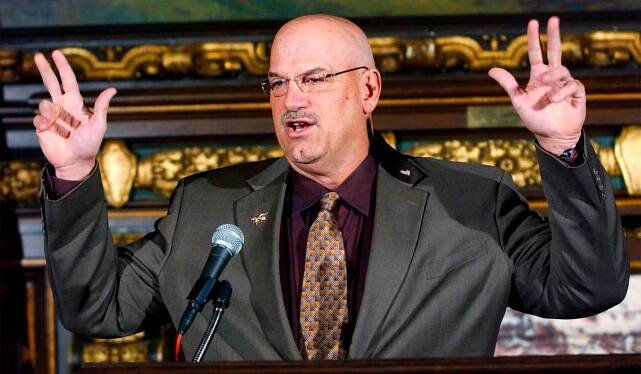 Jesse Ventura - The Brooklyn Park Ex-Mayor Wallpaper