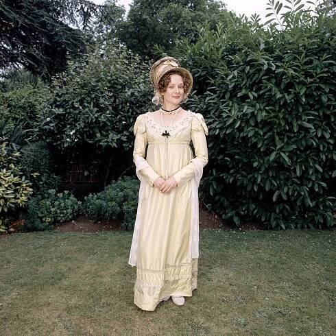 Lucy Robinson - Emma - Promo