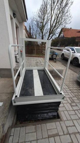 Plzeň - Svislá zdvihací plošina Liftboy ZP2-300 - ALTECH