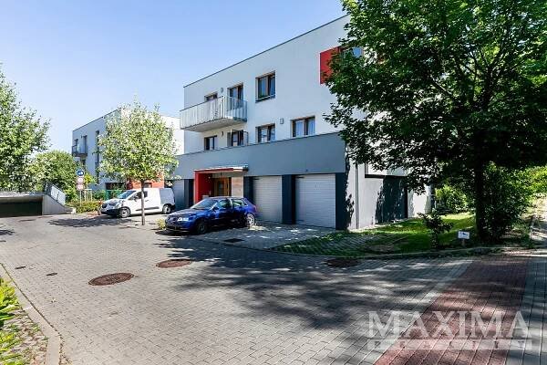 Prodej Byt 3+kk, U svahu, Praha 5 - Slivenec