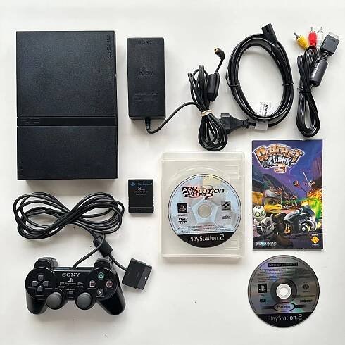 Playstation 2 PS2 slim scph 77004 + FMCB + 2 hry - Počítače a hry