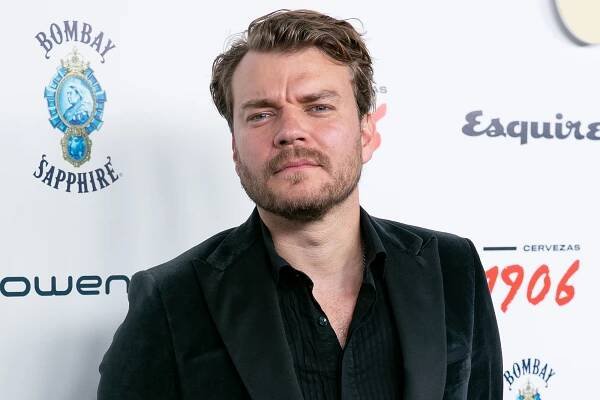 Pilou Asbæk