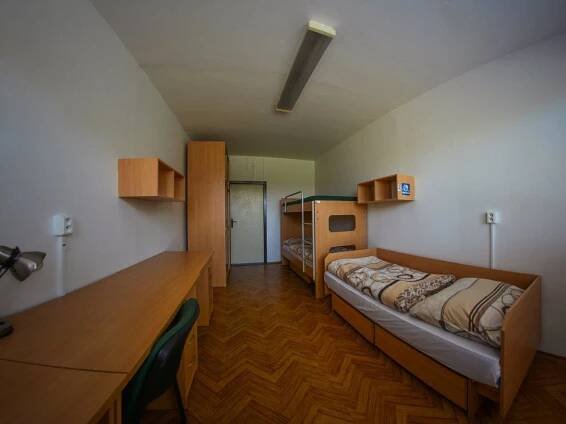 Správa kolejí a menz: Kolej Chválkovice: Správa kolejí a menz