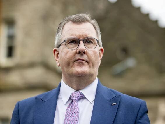 Donaldson calls for interim leader to take control of PSNI ‘crisis’