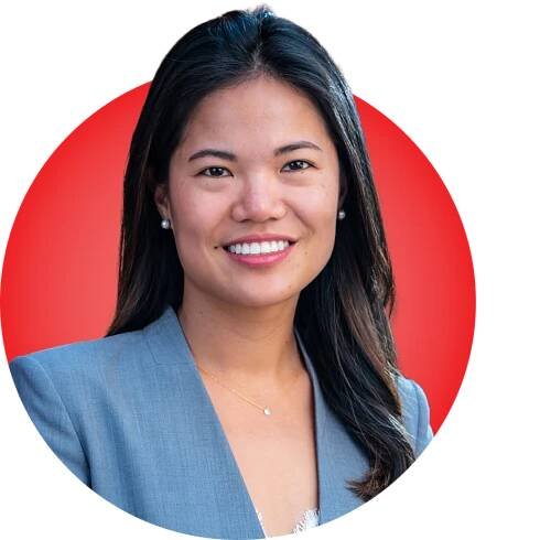 Headshot of Ling Wei Hew on a red circular background.