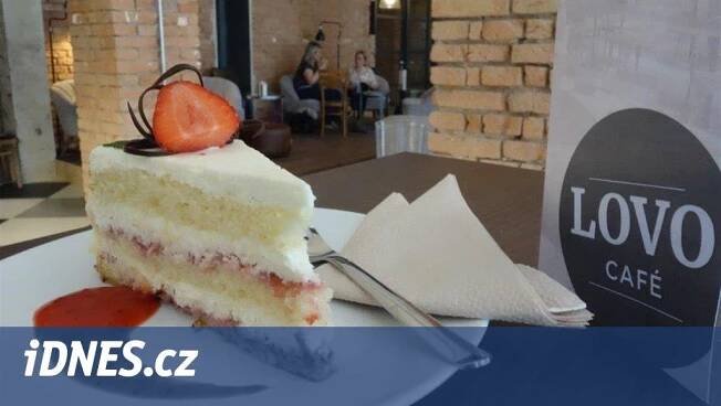 Lovosice proměnily bývalou zašlou hospodu v elegantní stylovou kavárnu - iDNES.cz