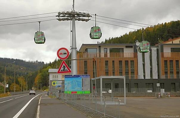 FOTO: V Hořejším Vrchlabí vyrostl bytový dům Rotterovka