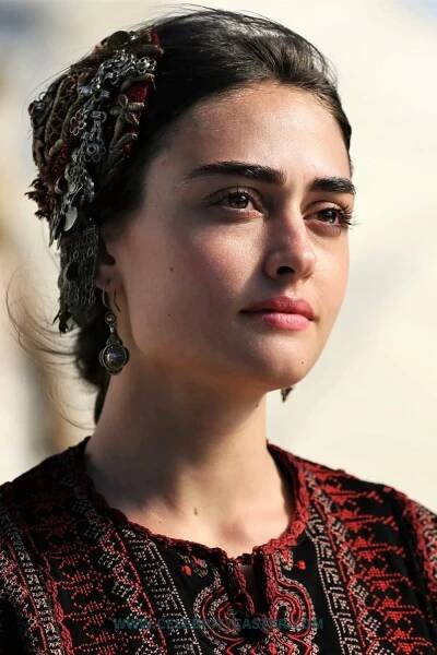 Beautiful Turkish Actresses, Esra Bilgiç, Esra Bilgiç age, Esra Bilgiç height, Esra Bilgiç Measurements, Esra Bilgiç weight, Female Actresses, Female Turkish Actresses, Models, Most Beautiful Girls from Turkey, Turkish, Turkish Celebrities, Turkish Drama Actresses, Turkish Film Actresses, Turkish Girls, Turkish Movie Actresses, Turkish Women