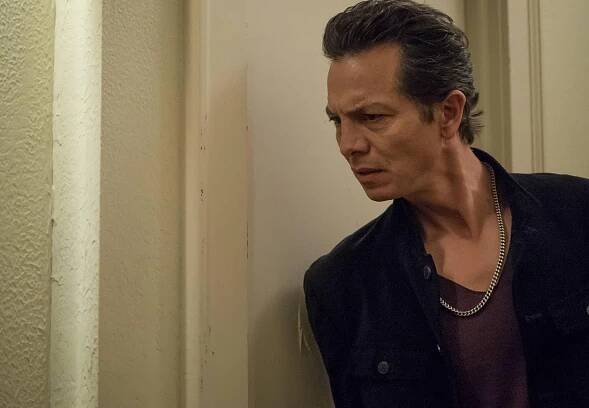 Star - Infamous - Z filmu - Benjamin Bratt