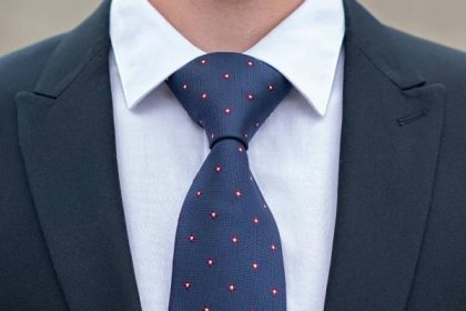 Naučte se vázat kravatu snadno a rychle