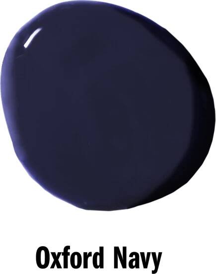 Annie Sloan's Oxford Navy wall paint blob swatch
