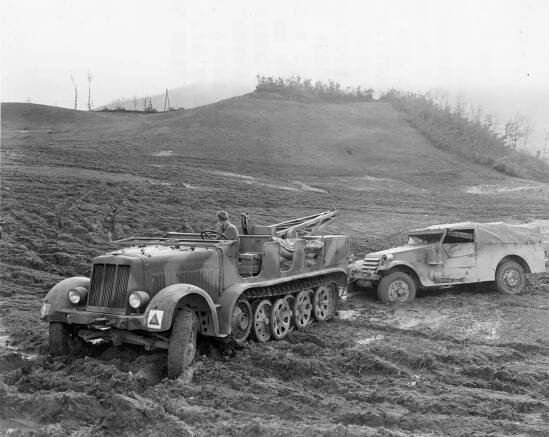 Sd.Kfz. 7 (prehľadová téma / v službách cudzích armád) - 6th South African Armored Division