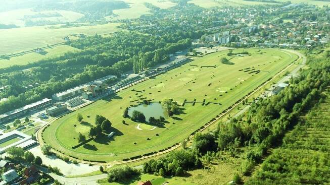 Historie dráhy - Dostihy Slušovice