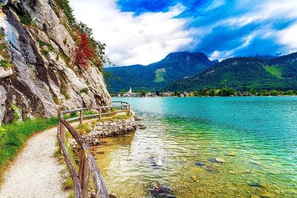 Třídenní zájezd k rakouským jezerům a na Dachstein: ubytování s polopenzí, bus, průvodce
