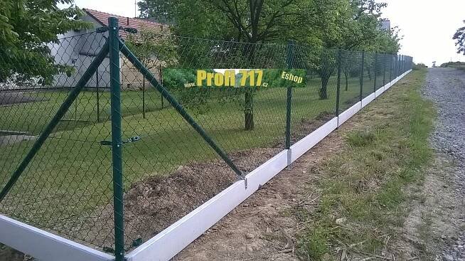 +20 cm OSAZENÍ BETONOVÉ PODHRABOVÉ DESKY VÝŠKY +20 CM VČETNĚ MONTÁŽE DRŽÁKU Kompletní Materiál PODHRABOVÉ DESKY S DRŽÁKY cena za běžný metr