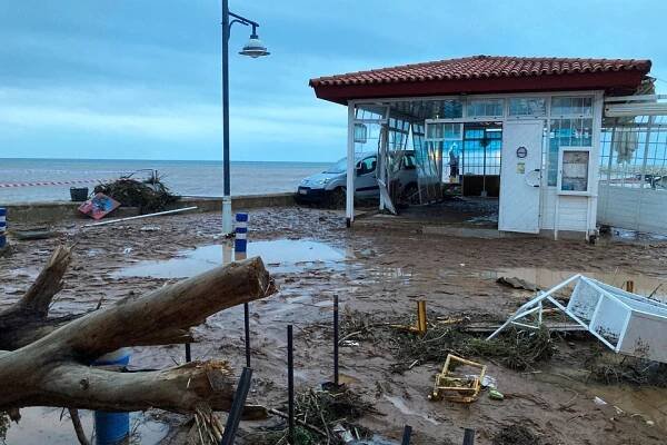 Kanadu i Španělsko potrápily silné bouřky : Meteopress | Předpověď počasí, aktuální počasí