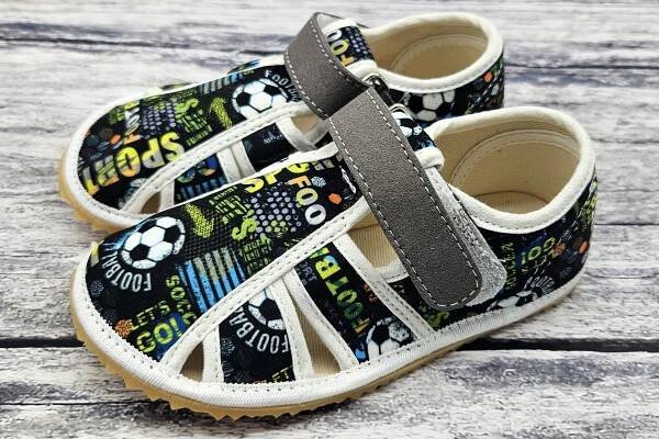 JONAP - přezůvky HOME ČERNÝ FOTBAL | BotkyDětem.cz