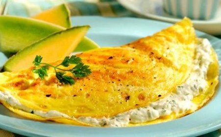 Recept na omeletu s tvarohem: 5 variant chutného a zdravého jídla