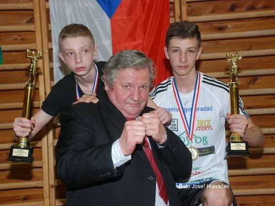 Antonín a František Bradáčovi mistry ČR v boxu