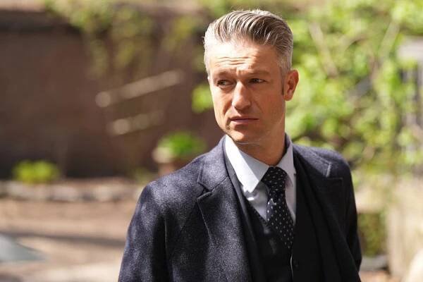 Zákon a pořádek: Útvar pro zvláštní oběti - Vyzpovídej se ze svých hříchů, ať se vykoupíš (S23E21) (2022)