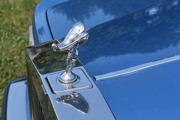 Automobily Rolls Royce a Bentley byly k vidění v Dubči