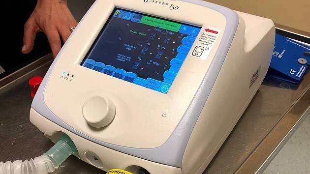 Nemocnice v Libereckém kraji mají nejméně plicních ventilátorů, kupují další