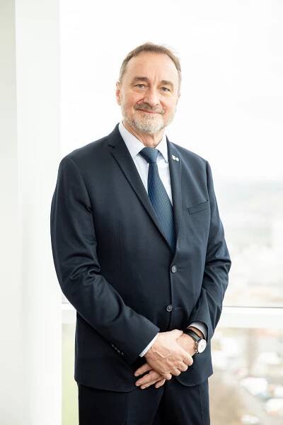 Bývalý senátor Miroslav Antl nastupuje do advokátní kanceláře KŠD LEGAL, povede v ní tým zaměřený na trestní právo