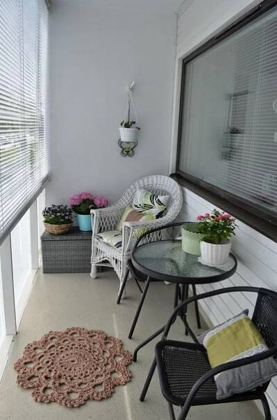 Jaký druh koberce položit na otevřený balkon?